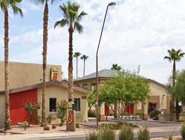 Super 8 By Wyndham Tempe/Asu/Airport Hotel Exterior photo